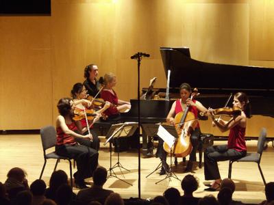 Estela Olevsky in performance with the Lark Quartet at the University of Massachusetts
